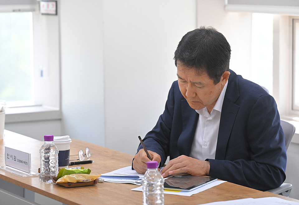 심사현장사진12