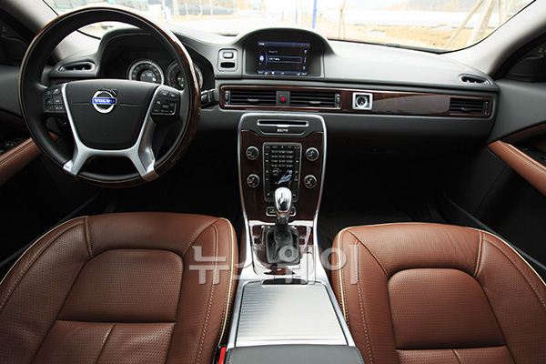 볼보자동차코리아 '볼보 S80 T6 익스큐티브. 윤경현 기자 squashkh@newsway.co.kr