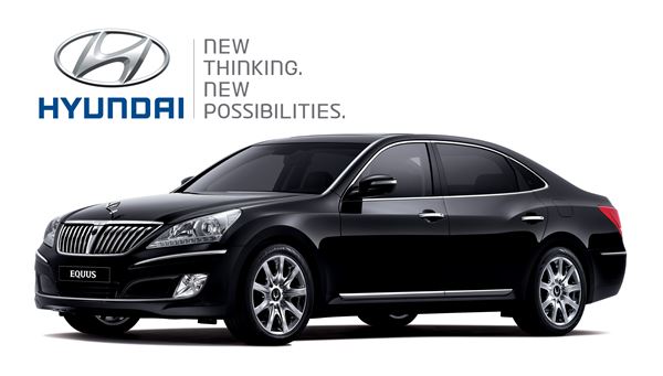 현대자동차 에쿠스와 브랜드 슬로건 'New thinking New possiblities(새로운 생각 새로운 가능성)'.