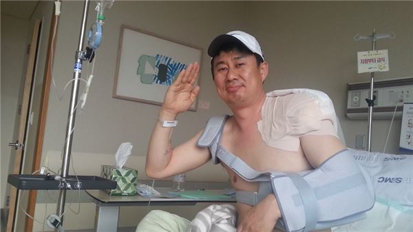 방송인 남희석 응급수술을 한 뒤 페이스북에 글과 사진을 남겼다. 사진= 남희석 페이스북 