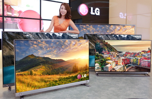 LG는 OLED의 대중화가 더딘 상황에서 보급형 제품을 출시하며 UHD TV에 집중하고 있다. 사진=LG전자 제공