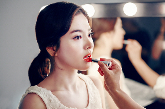 송혜교 무보정. 사진=라네즈