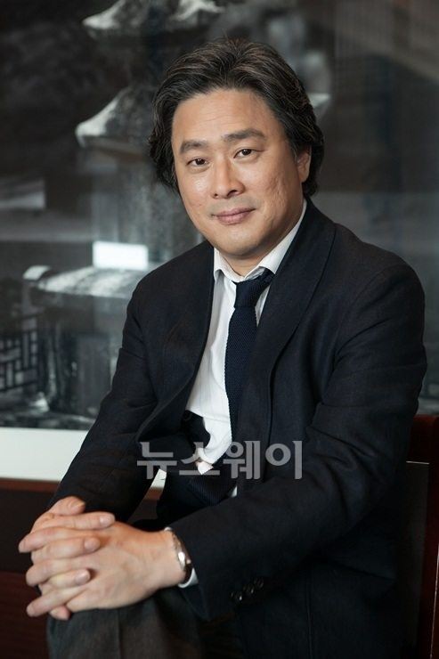 박찬욱 감독·이영희 삼성 부사장, 청춘을 논하다 기사의 사진