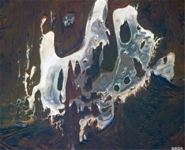 무서운 호수 위성 사진,사진=NASA 제공
