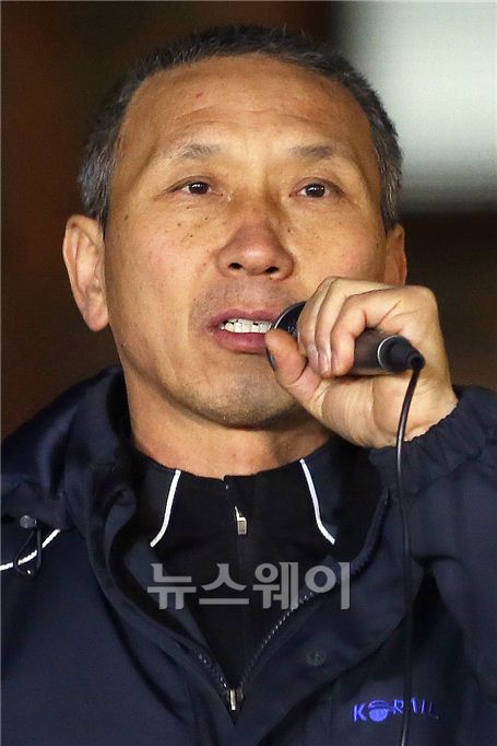 박태만 철도노조 수석 부위원장이 취재진의 질문에 답하고 있다. 김동민 기자 life@newsway.co.kr