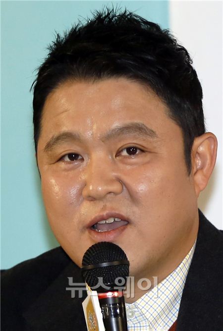 '4남 1녀'에 출연 확정 지은 방송인 김구라./사진=김동민 기자 life@newsway.co.kr