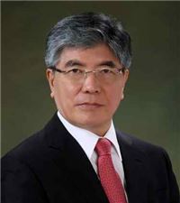 김중수 한은 총재 “내년 수출·내수의 균형성장에 초점” 기사의 사진