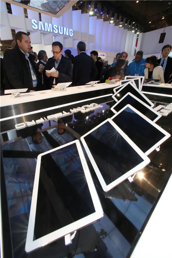 삼성 ‘갤럭시 탭 프로’ 선보여 기사의 사진