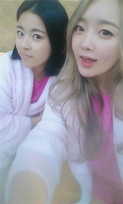 수빈-도희 셀카. 사진=수빈 트위터
