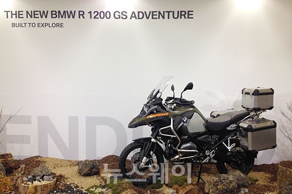 BMW모토라드 뉴 R 1200 GS 어드벤처. 사진=윤경현 기자 squashkh@