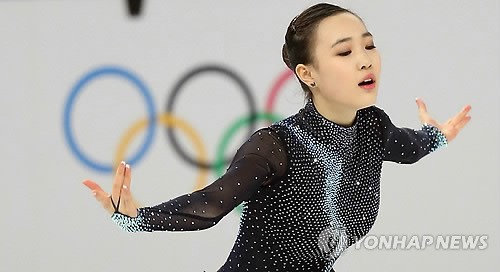 박소연이 21일 오전(한국시간) 러시아 소치 아이스버그 스케이팅 팰리스에서 열린 2014 소치 동계올림픽 피겨스케이팅 여자 싱글 프리스케이팅에서 아름다운 연기를 선보이고 있다. 사진=연합뉴스