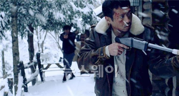 영화 '조난자들' 중 한 장면