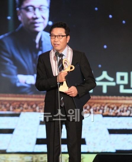 SM, KBS '뉴스9' 보도에 반박 "적법한 절차 밟았다···의혹 해소할 것" 기사의 사진