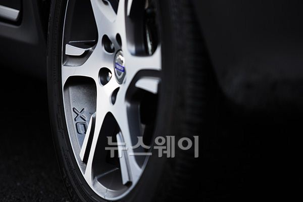 아웃도어 라이프 ‘볼보 XC70 D5 AWD’ 하나면 끝 기사의 사진