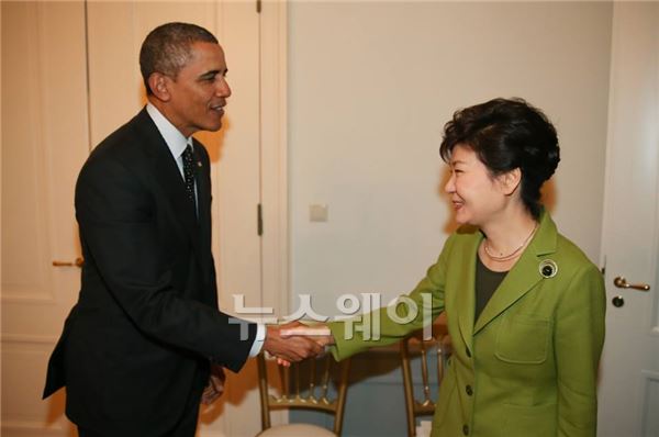 박근혜 대통령(右)과 버락 오바마 미국 대통령. 사진=청와대