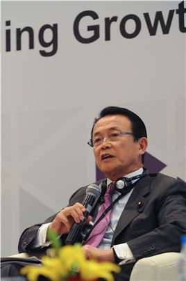 아소다로 일본 재무성 장관 사진= ADB