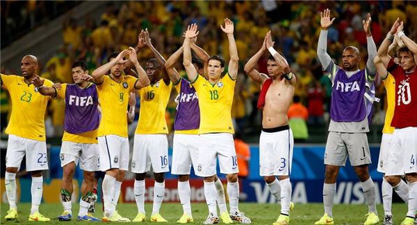브라질 월드컵 대표팀이 5일(한국시간) 포르탈레자 카스텔랑 경기장에서 열린 콜롬비아와의 8강전에서 티아고 실바와 다비드 루이스의 골에 힘입어서 2대1 승리를 거뒀다. 사진=FIFA·게티이미지