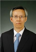한국은행, 신임 부총재보에 이흥모 전 한은 국장 임명 기사의 사진