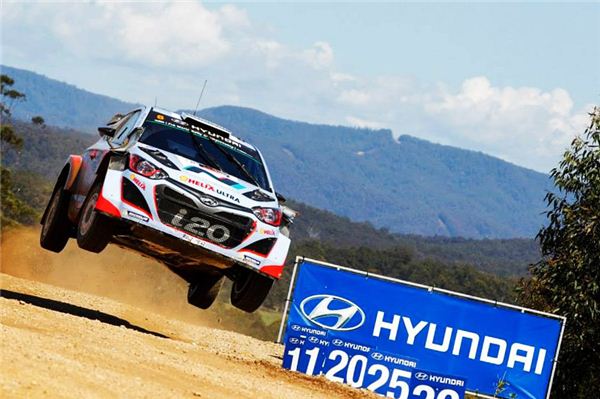 현대차모터스포츠팀은 올해 WRC 포디엄 4회 진출을 계획했다. 하지만 올해 첫 출전에 소정의 성과를 이루었다는 평가가 우세적이다. 사진=현대모터스포츠팀 제공