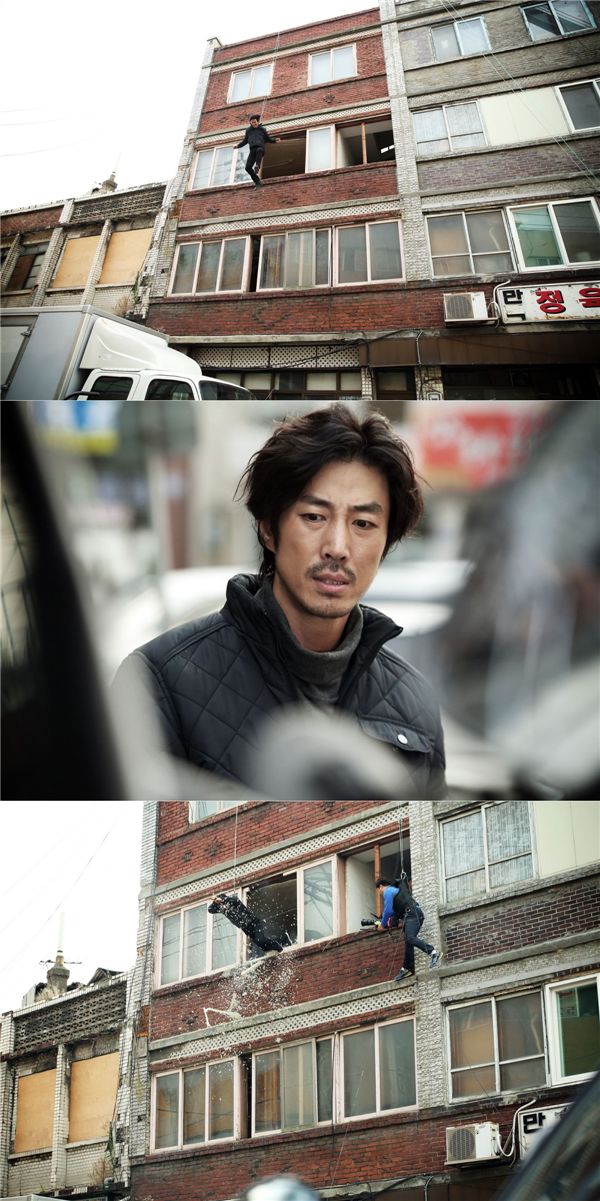 사진= KBS2 드라마스페셜 '마지막 퍼즐' 윤태영의 와이어 액션 신공 / KBS 제공