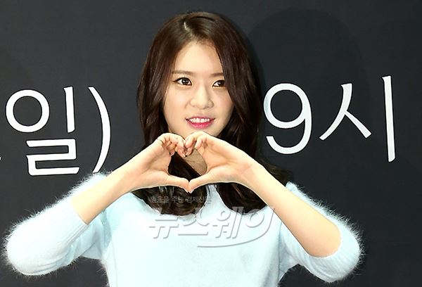 MBC 에브리원 미니드라마 ‘사랑주파수 37.2’제작 발표회, 달샤벳 아영, 윤건, 윤진욱, 임윤정, 진현빈, 최윤소 사진=이수길 기자 leo2004@newsway.co.kr