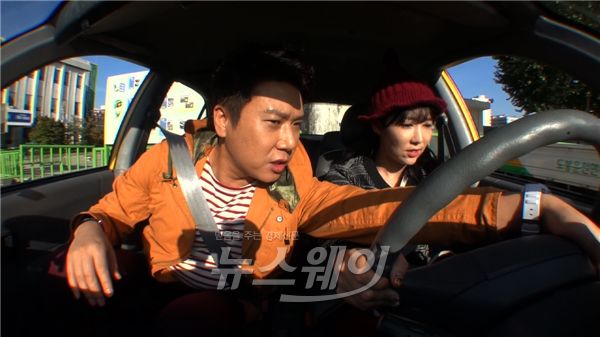 사진= JTBC '님과함께' 이상민, 사유리가 운전 과외 도중 부부싸움을 했다 / JTBC 방송화면 캡처