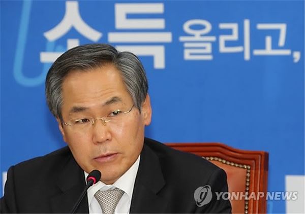 우윤근 새정치민주연합 원내대표. 사진=연합뉴스 제공