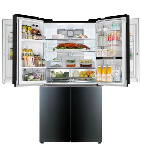 LG전자가 CES 2015에서 공개하게 될 ‘더블 매직스페이스’ 기술 기반의 950리터 프리미엄 냉장고. 사진=LG전자 제공