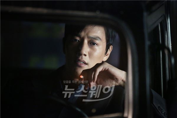  ‘강남 1970’, 유하 감독이 완성한 장대한 ‘힘의 역사’ 마침표 기사의 사진