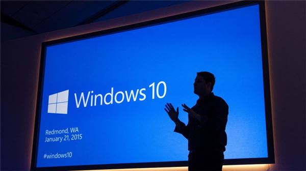 마이크로소프트(MS)는 미국 워싱턴 레드몬드 본사에서 미디어 브리핑을 갖고 고도로 개인화된 컴퓨팅 시대를 열도록 설계된 차세대 윈도우 ‘윈도우 10(Windows 10)’을 21일(현지시간) 공개했다. 사진=마이크로소프트 제공