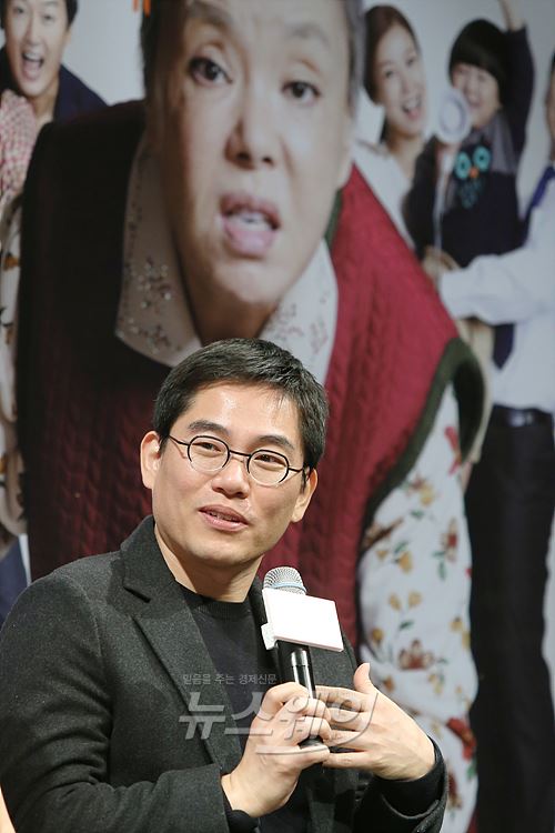 영화 ‘헬머니’ 제작보고회 현장. 김수미 김영옥 정만식 김정태 이태란 정애연 이영은 이아인 샘 해밍턴. 사진=이수길 기자 leo2004@newsway.co.kr