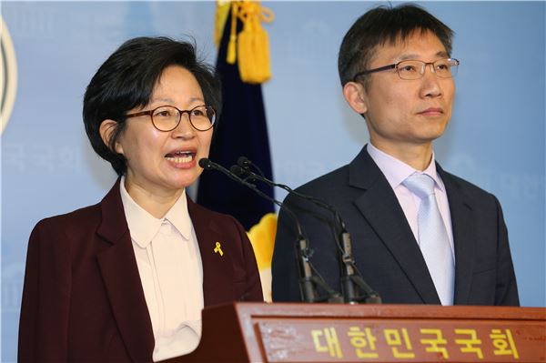 옛 통합진보당 김미희, 이상규 ‘4.29보궐선거 출마’선언 기사의 사진