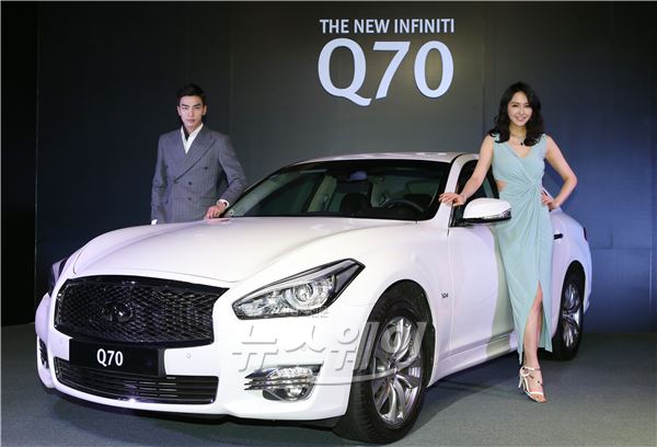 최상위 럭셔리 세단 더 뉴 인피니티 Q70. 사진=이수길 기자 leo2004@newsway.co.kr