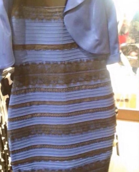 드레스 색깔 논란. 사진=온라인 커뮤니티