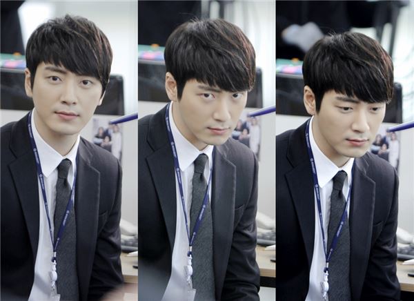 KBS2 '파랑새의 집'에서 이 시대 청년들의 애환을 대변하는 인물 김지완 역을 맡아 열연을 펼치고 있는 이준혁이 잠시 진지한 캐릭터를 벗고 위트 넘치는 면모를 드러냈다 /사진제공= 제이와이드 컴퍼니