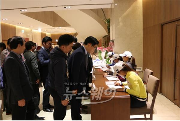 베스트웨스턴프리미어 구로호텔, VIP고객 초청···골프 원포인트 레슨 행사 열어 기사의 사진