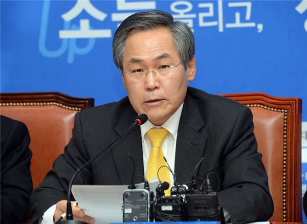 우윤근 새정치민주연합 원내대표. 사진=새정치연합 제공
