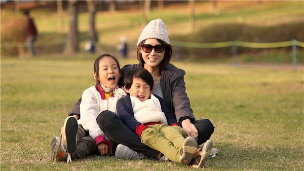 ‘휴먼다큐 사랑’ 안방 적신 故신해철 가족의 이야기 ‘단 하나의 약속’ 기사의 사진