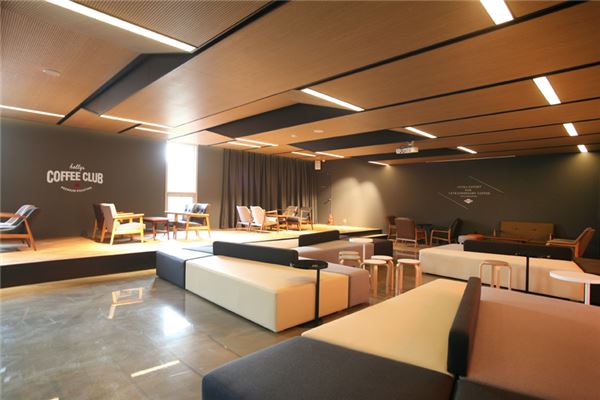 할리스커피 크리에이터스 라운지 내부