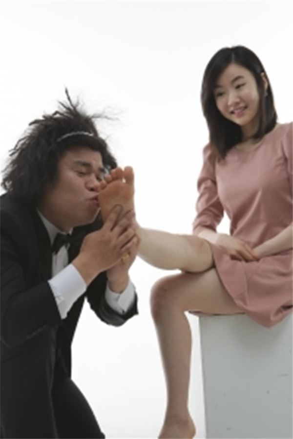 발냄새의 원인과 치료법.