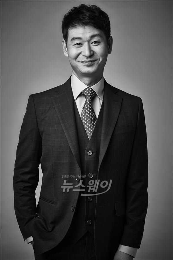 박혁권이 SBS 새 월화드라마 '육룡이나르샤'에 캐스팅을 확정지었다 / 사진제공= 가족액터스