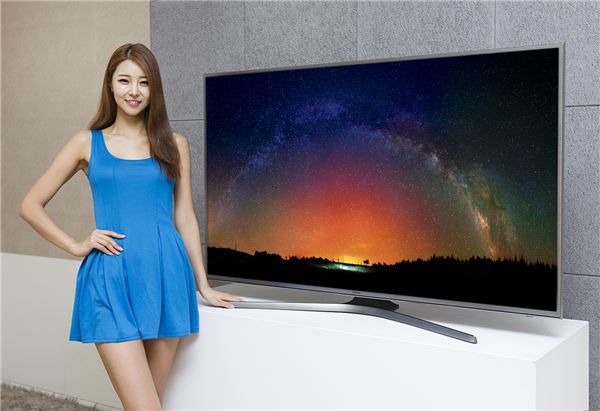 삼성전자는 오는 3일 SUHD TV 신제품인 JS7200(50·55·60형)을 국내 시장에 처음 선보인 후 7월 중 세계 시장에 순차적으로 출시한다. 사진=삼성전자 제공