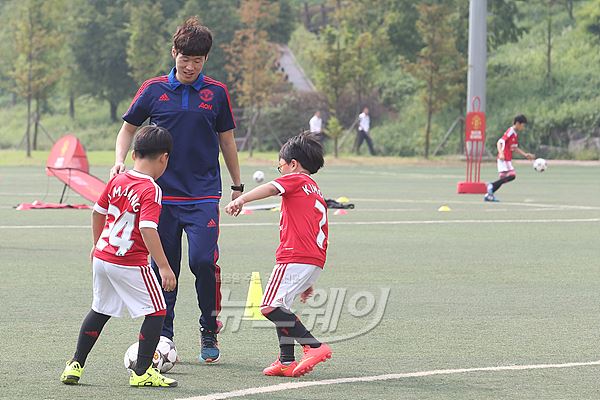 ‘오뚜기-맨우 드림사커스쿨’ 박지성. 사진=최신혜 기자 shchoi@newsway.co.kr