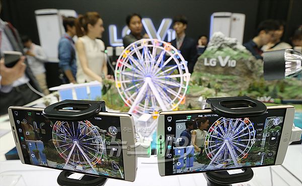 LG전자 슈퍼 프리미엄 스마트폰 ‘LG V10’공개. 사진=이수길 기자 leo2004@newsway.co.kr