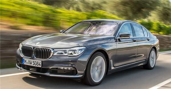 BMW 코리아는 VIP용 의전 차량으로 플래그십 세단인 BMW 뉴 7시리즈와 스포티한 드라이빙 감성과 우아한 디자인의 뉴 640d xDrive 그란 쿠페 등 총 30대를 제공한다.