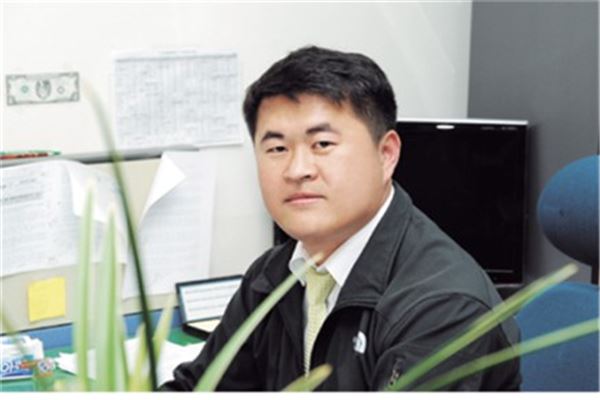 윤대근  목포해양대 교수 ‘마르퀴즈 후즈 후’ 등재 기사의 사진