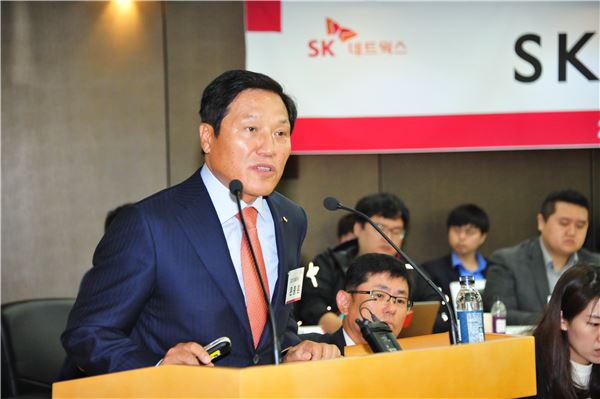 문종훈 SK네트웍스 사장이 27일 열린 기자간담회에서 면세점 사업 계획에 대해 설명하고 있다. 사진=SK네트웍스 제공