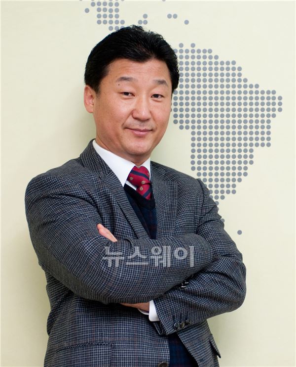 2015우수중소기업인 수상자 ▲㈜지오메디칼 박화성 대표