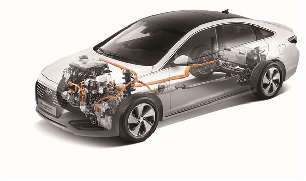 현대자동차 쏘나타 ‘플러그인 하이브리드(PHEV)’에 탑재된 파워트레인이 미국 자동차 전문 미디어 워즈오토(Wardsauto)가 선정하는 ‘2016 10대 엔진’에 선정됐다.