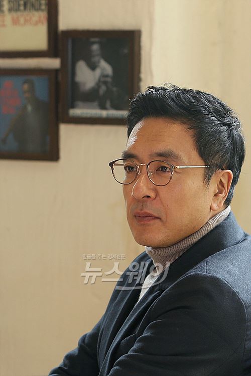 ‘잡아야 산다’ 김승우, 맏형의 책임감··· 호방함이 부른 오해 기사의 사진